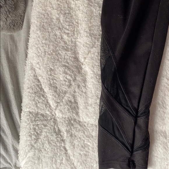 justice leggings w/ mesh bottom - Picture 2 of 2